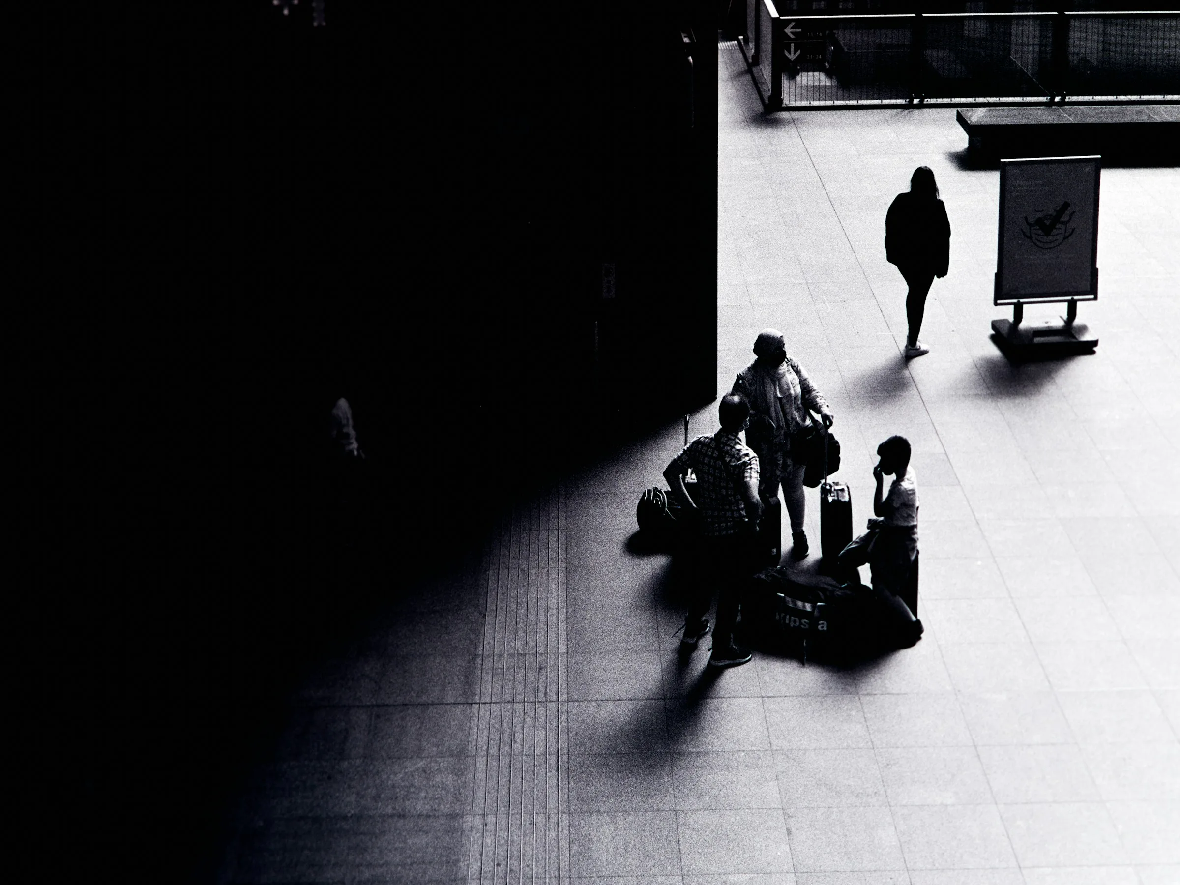 The Expat Identity Crisis Nobody Talks About (When You Moved to Escape, Not Just to Explore)
